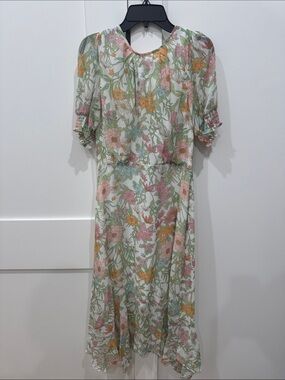 Vince Camuto Size 4